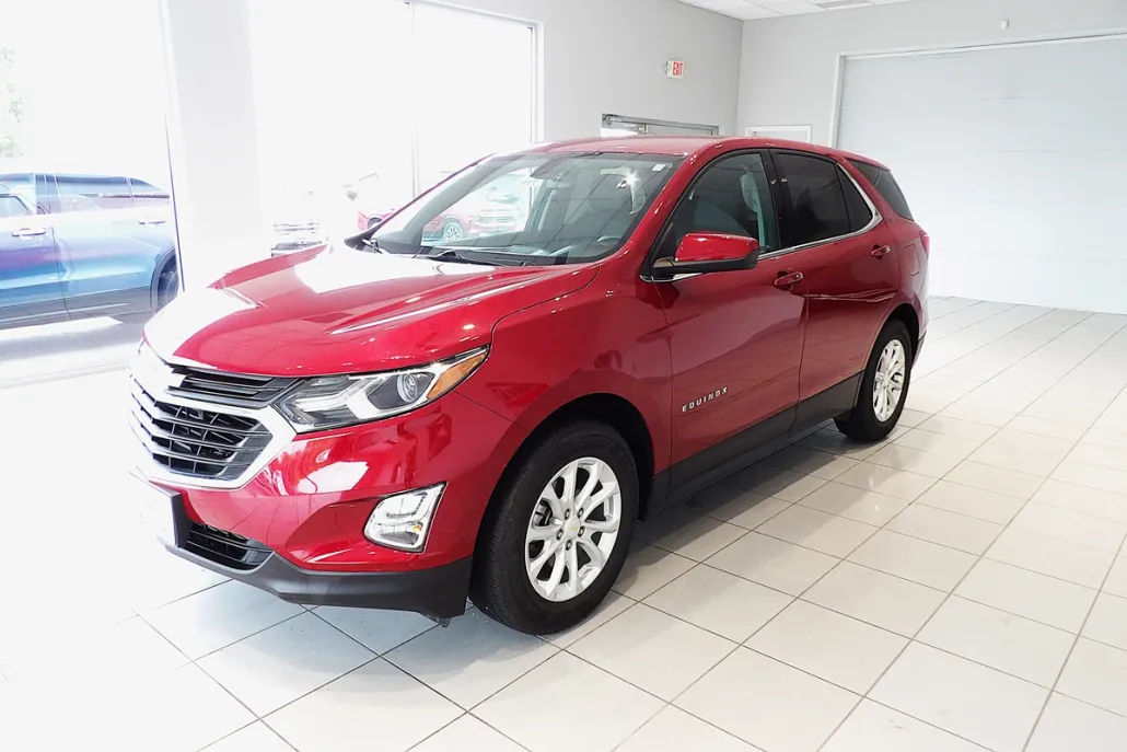 2018 Chevrolet Equinox LT photo 1