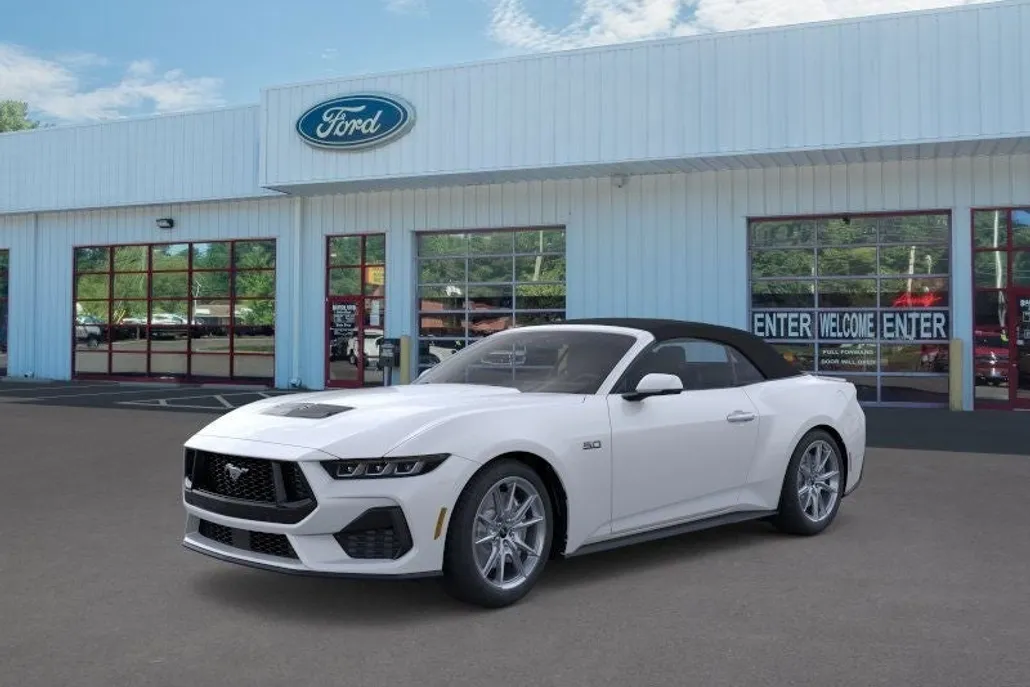 2025 Ford Mustang GT Premium Convertible photo 1