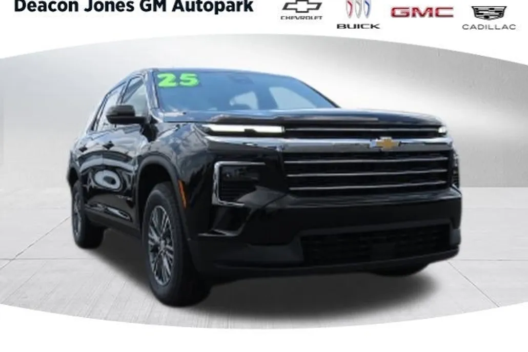2025 Chevrolet Traverse photo 1