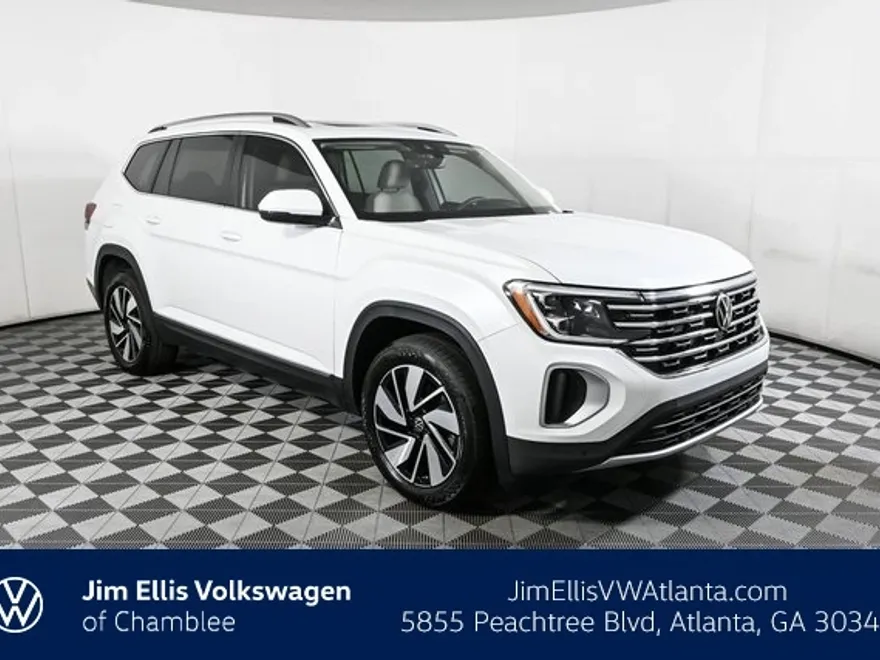 2025 Volkswagen Atlas SEL photo 1