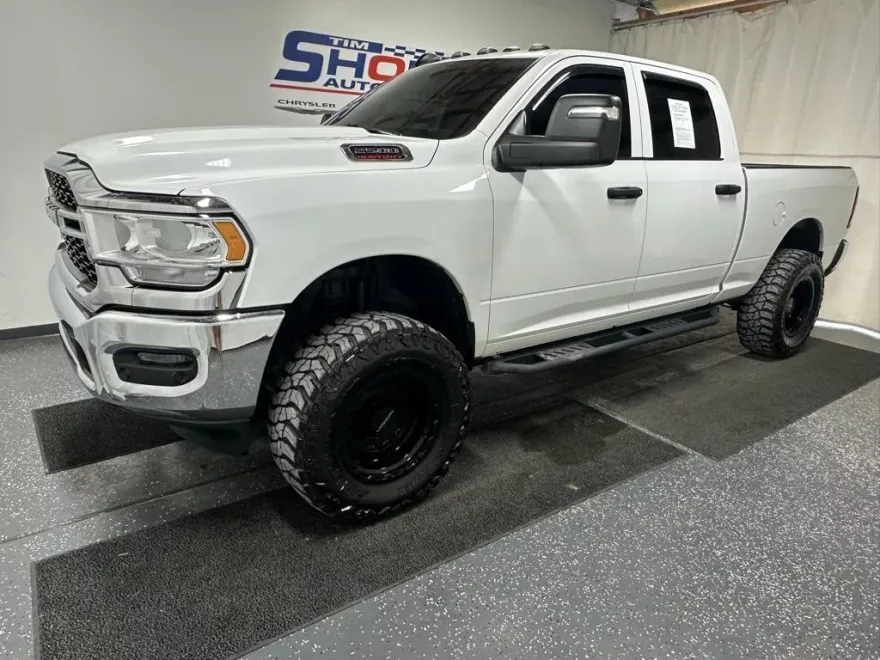 2024 Ram 2500 Tradesman photo 1