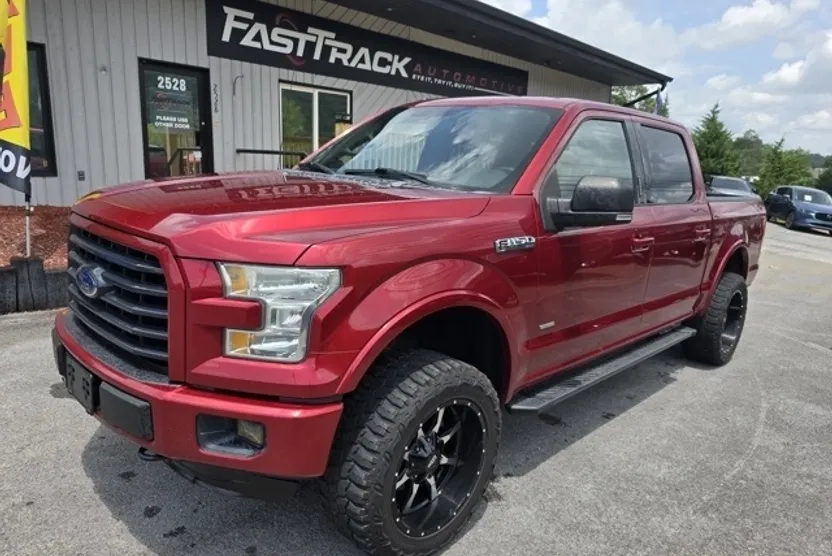 2015 Ford F-150 XLT photo 1