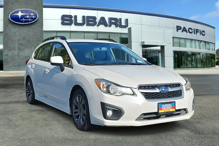 2014 Subaru Impreza 2.0i Sport Premium photo 1