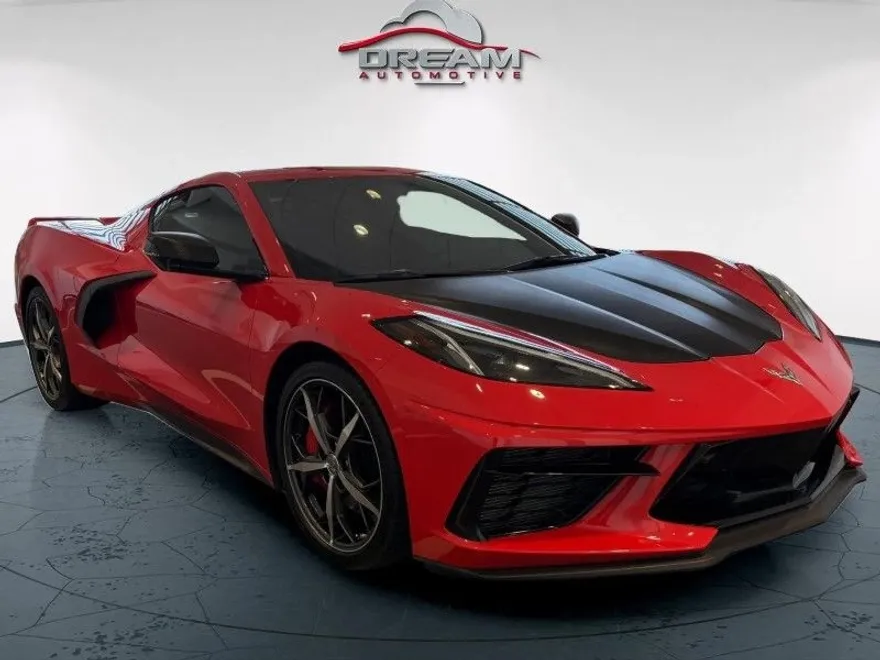 2021 Chevrolet Corvette 2LT photo 1