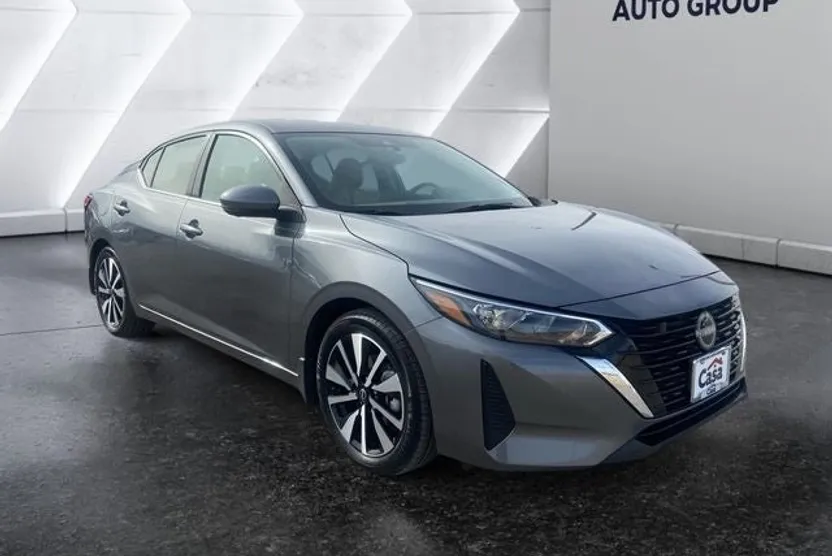 2024 Nissan Sentra SV photo 1