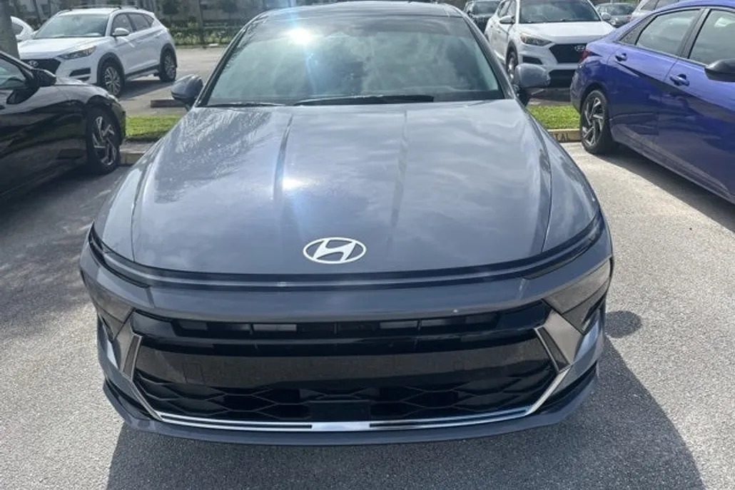2024 Hyundai Sonata SEL Convenience photo 1