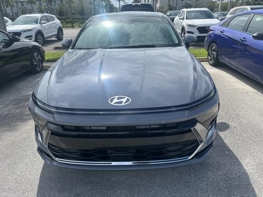 2024 Hyundai Sonata SEL Convenience photo 1