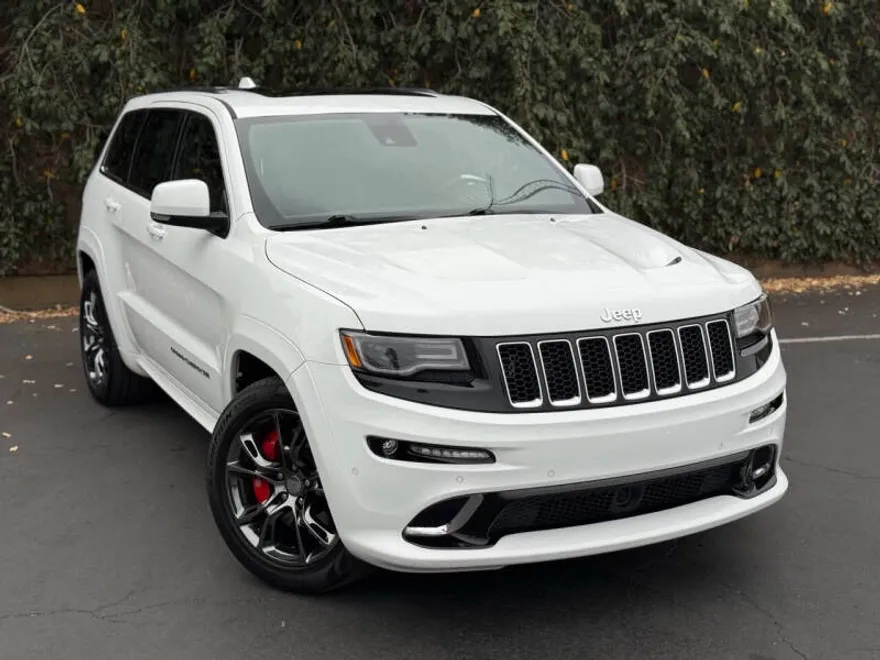 2015 Jeep Grand Cherokee SRT8 photo 1