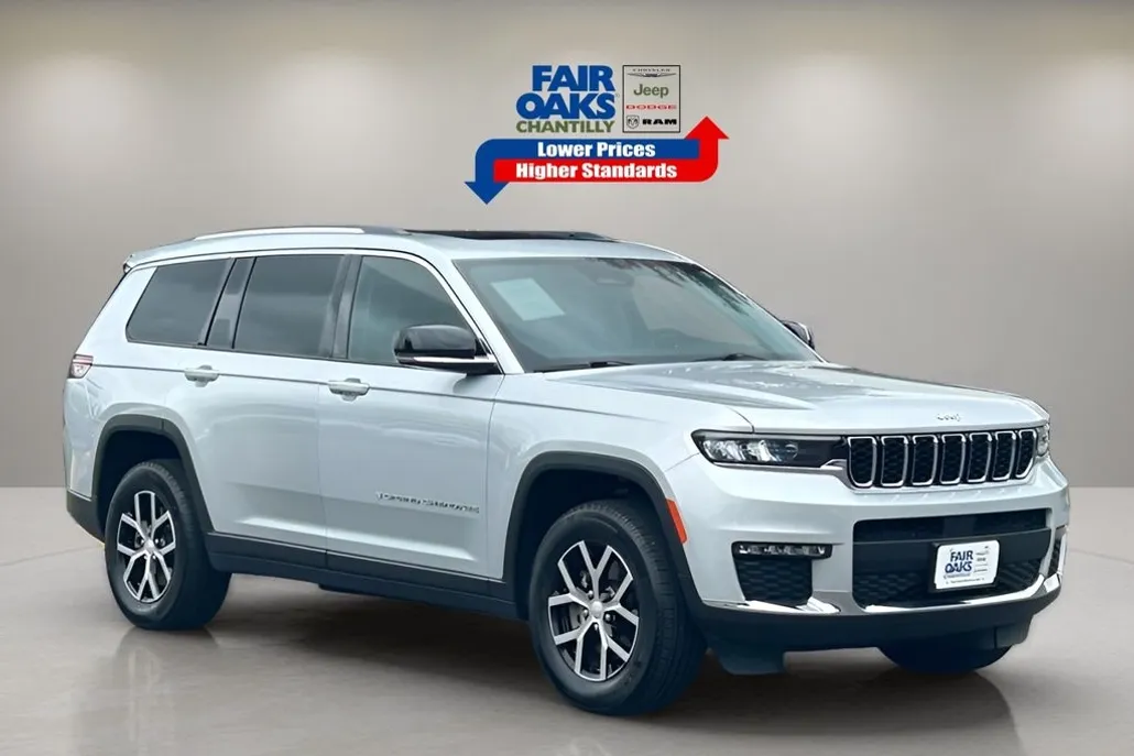 2024 Jeep Grand Cherokee Limited photo 1