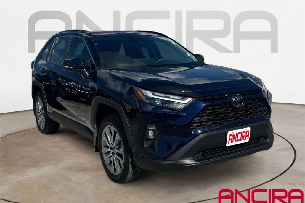 2024 Toyota RAV4 XLE Premium photo 1