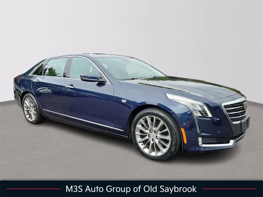2017 Cadillac CT6 Luxury photo 1