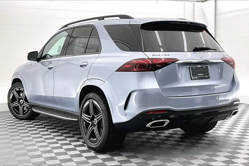 2026 Mercedes Benz GLE 450 4MATIC photo 1