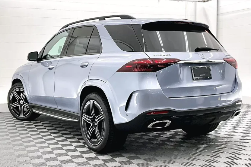 2026 Mercedes Benz GLE 450 4MATIC photo 1