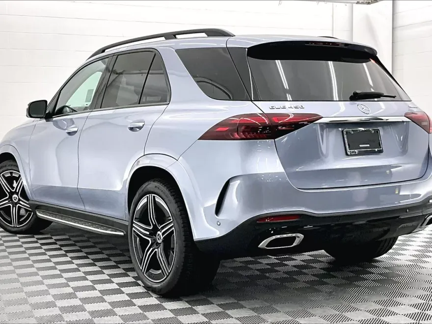2026 Mercedes Benz GLE 450 4MATIC photo 1