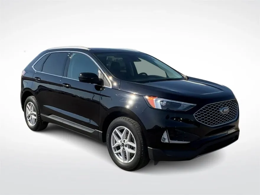 2023 Ford Edge SEL photo 1