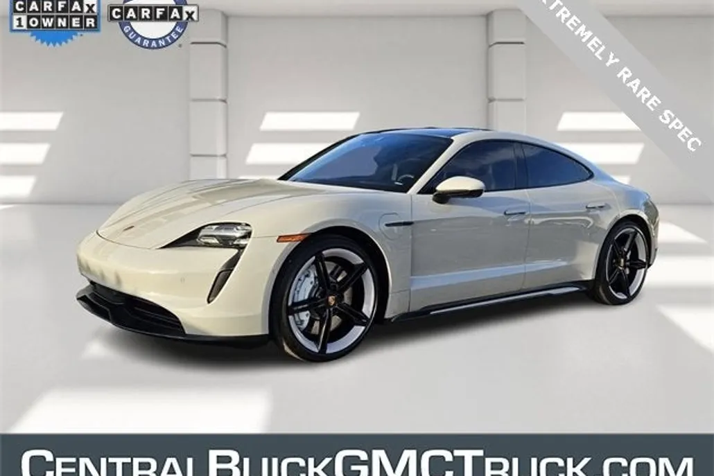 2021 Porsche Taycan 4S photo 1