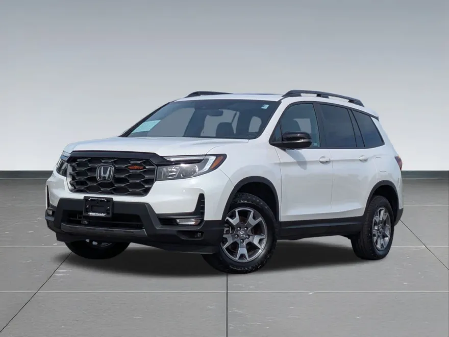 2023 Honda Passport TrailSport photo 1