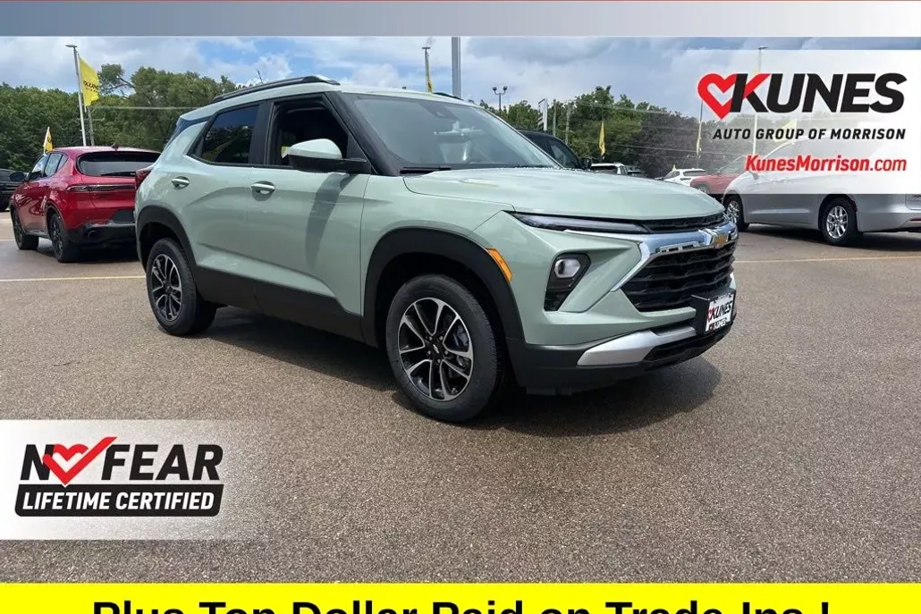 2026 Chevrolet Trailblazer LT photo 1