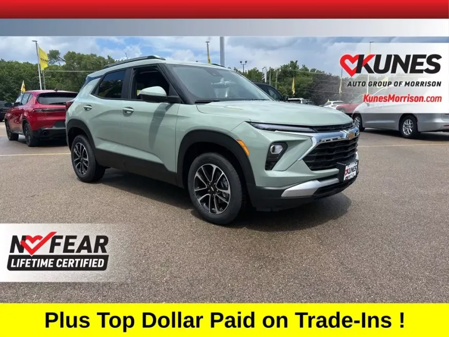 2026 Chevrolet Trailblazer LT photo 1