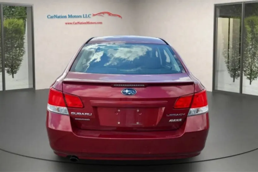 2013 Subaru Legacy 2.5i Sport photo 1
