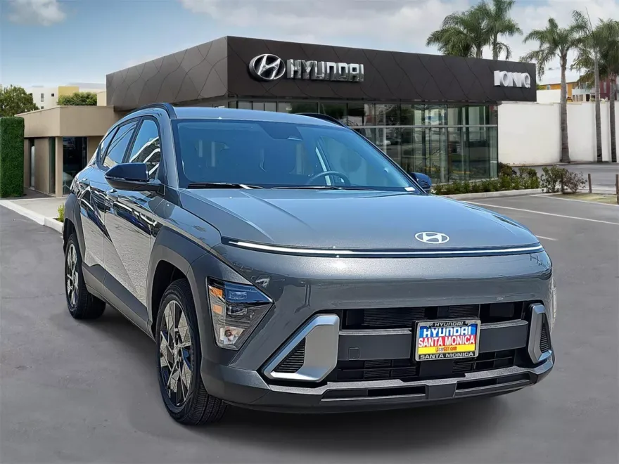 2026 Hyundai Kona SEL photo 1