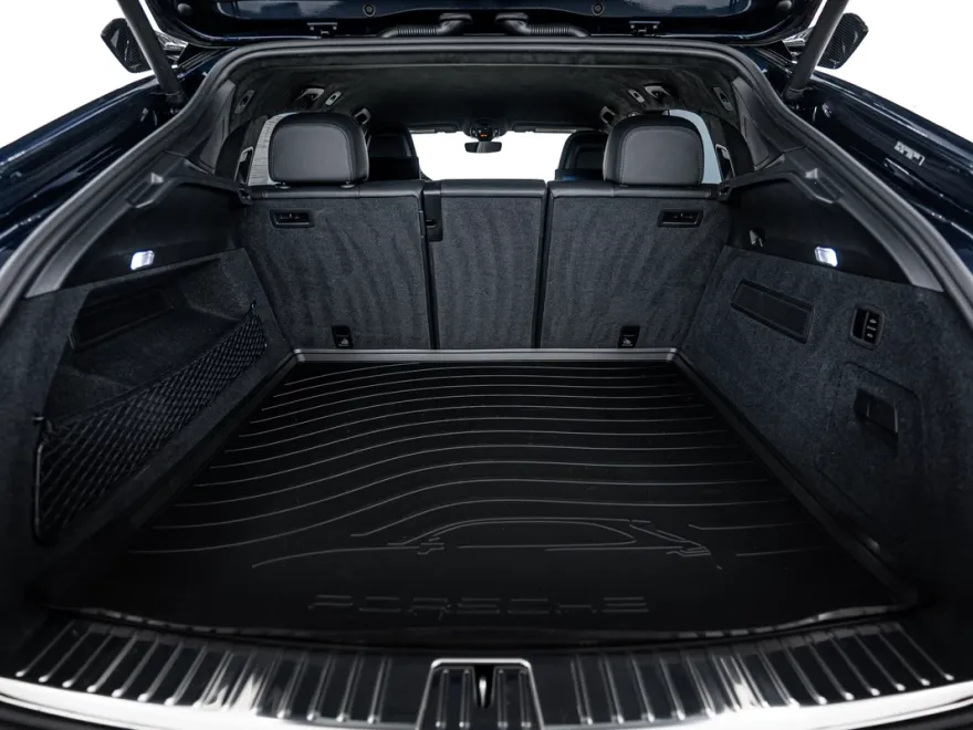 2024 Porsche Cayenne Turbo GT photo 16
