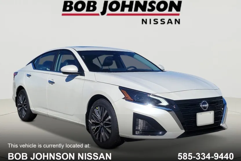 2025 Nissan Altima SV photo 1