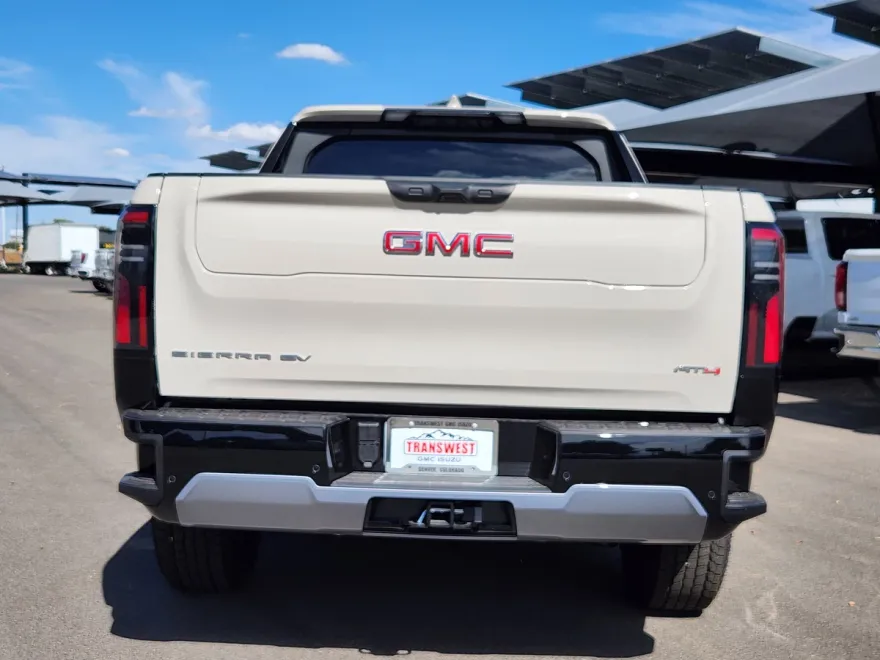 2026 Gmc Sierra AT4 photo 1