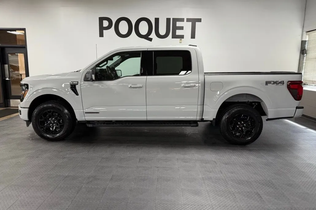 2024 Ford F-150 XLT photo 1