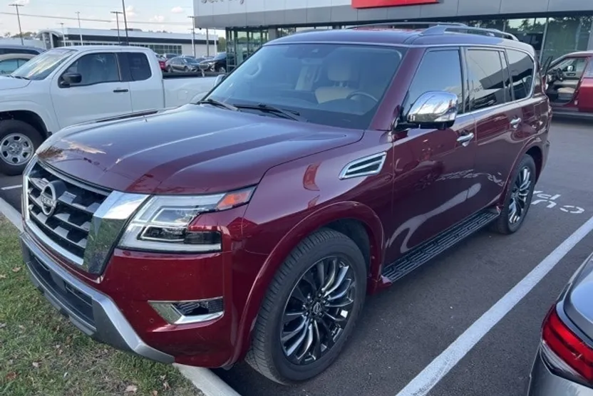 2023 Nissan Armada Platinum photo 1