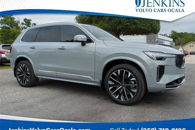 2025 Volvo XC90 T8 Plus photo 1