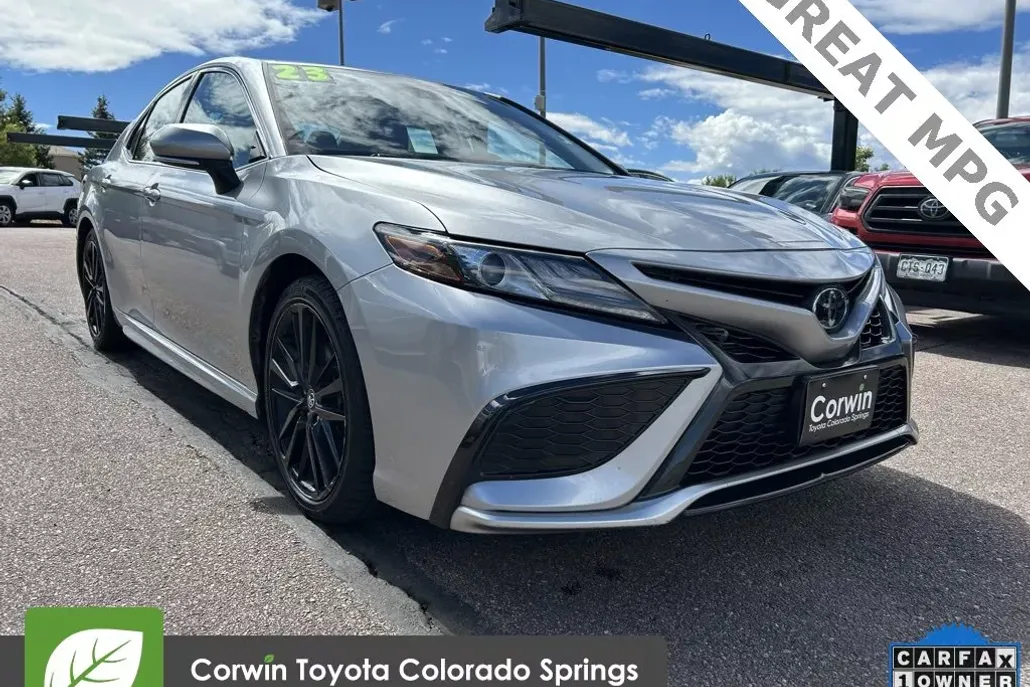 2023 Toyota Camry XSE photo 1