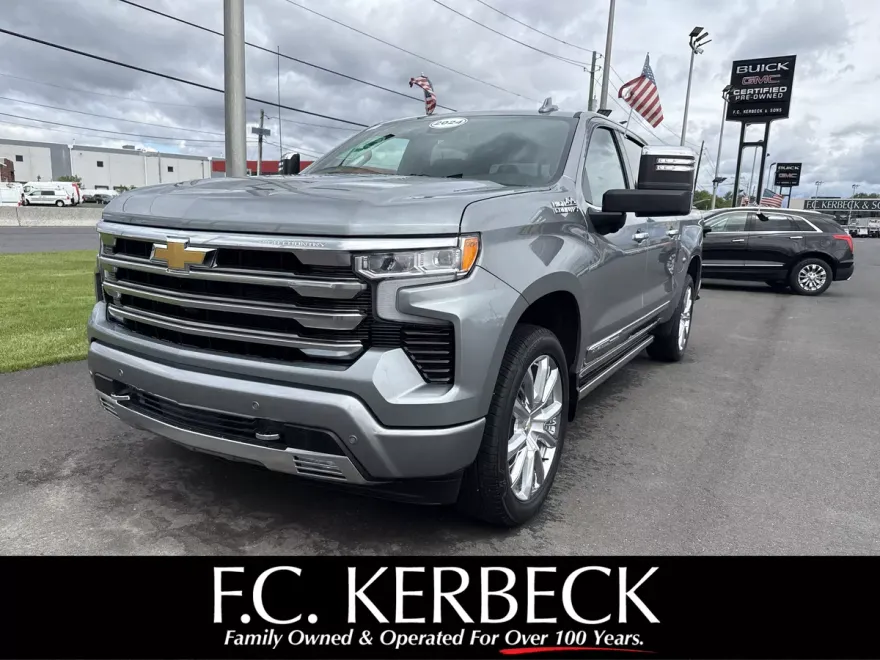 2024 Chevrolet Silverado 1500 High Country photo 1