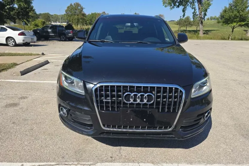 2016 Audi Q5 2.0T Premium Plus photo 1