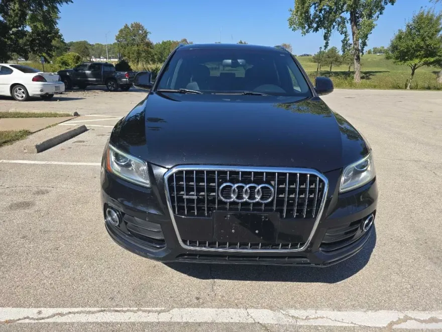 2016 Audi Q5 2.0T Premium Plus photo 1