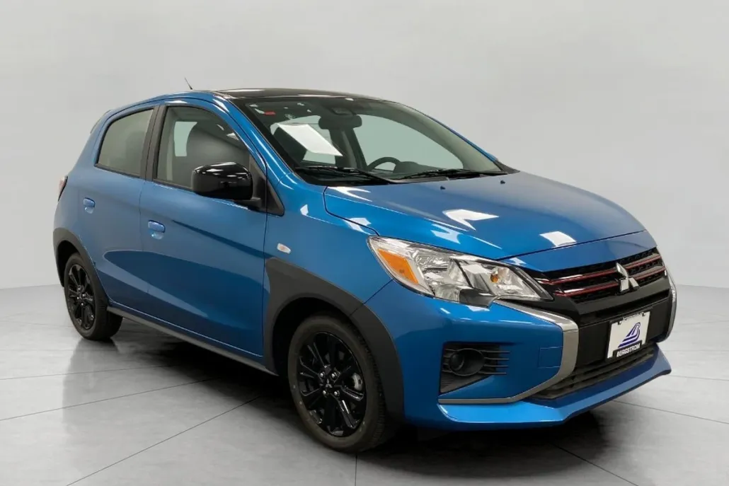 2024 Mitsubishi Mirage Black Edition photo 1