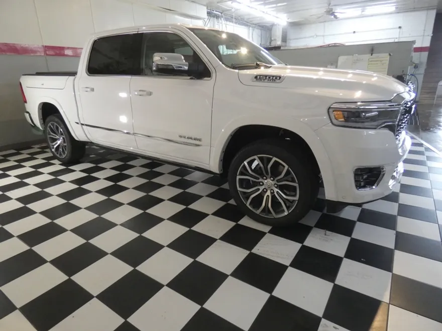 2025 Ram 1500 photo 1