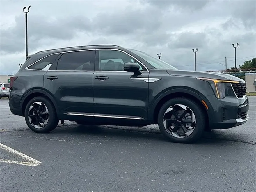 2025 Kia Sorento Hybrid EX photo 1