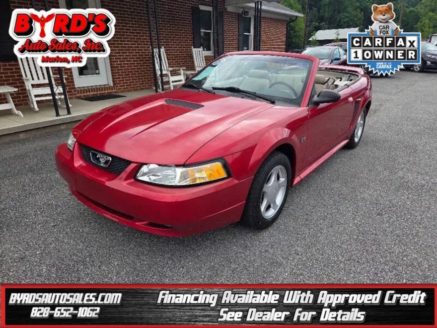 2000 Ford Mustang GT photo 1