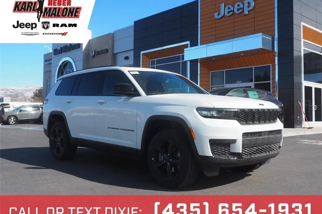 2025 Jeep Grand Cherokee Laredo photo 1