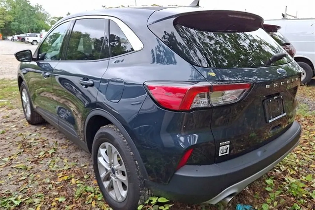2022 Ford Escape SE photo 1