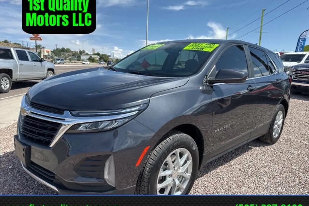 2023 Chevrolet Equinox LT photo 1