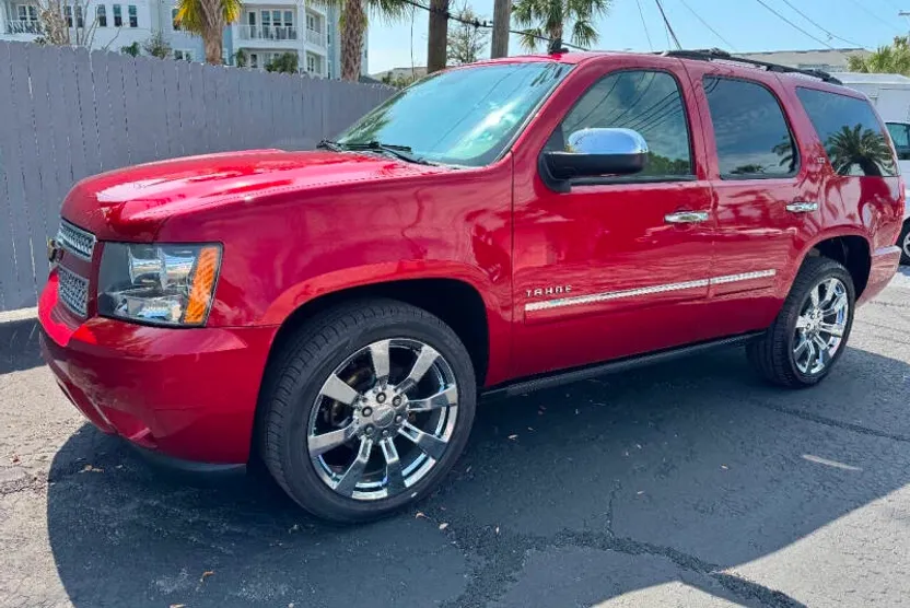 2012 Chevrolet Tahoe LTZ photo 1