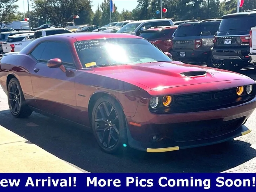 2020 Dodge Challenger R/T photo 1