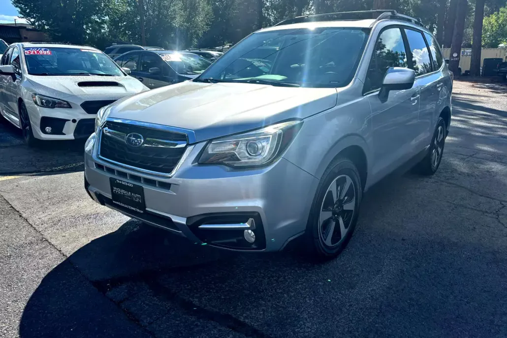 2018 Subaru Forester 2.5i Touring photo 1