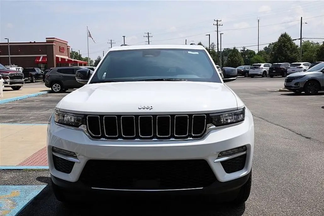2025 Jeep Grand Cherokee Limited photo 1
