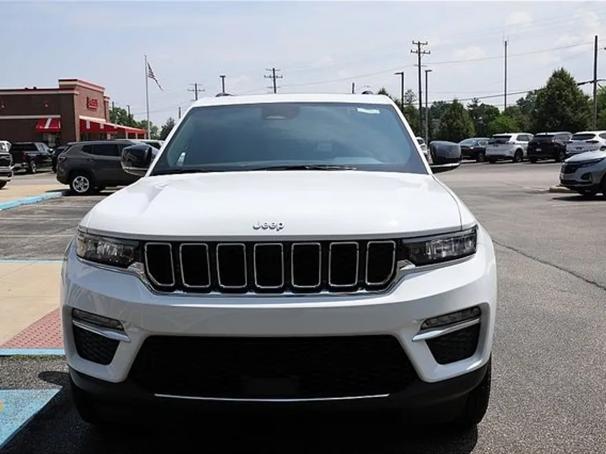 2025 Jeep Grand Cherokee Limited photo 1