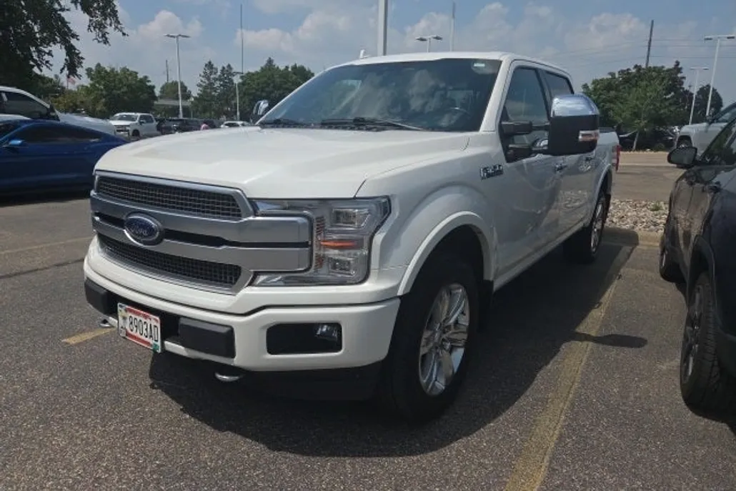 2019 Ford F-150 Platinum photo 1