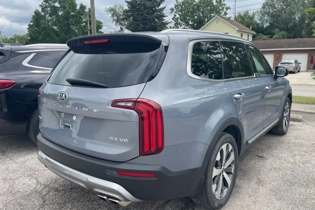 2021 Kia Telluride SX photo 1