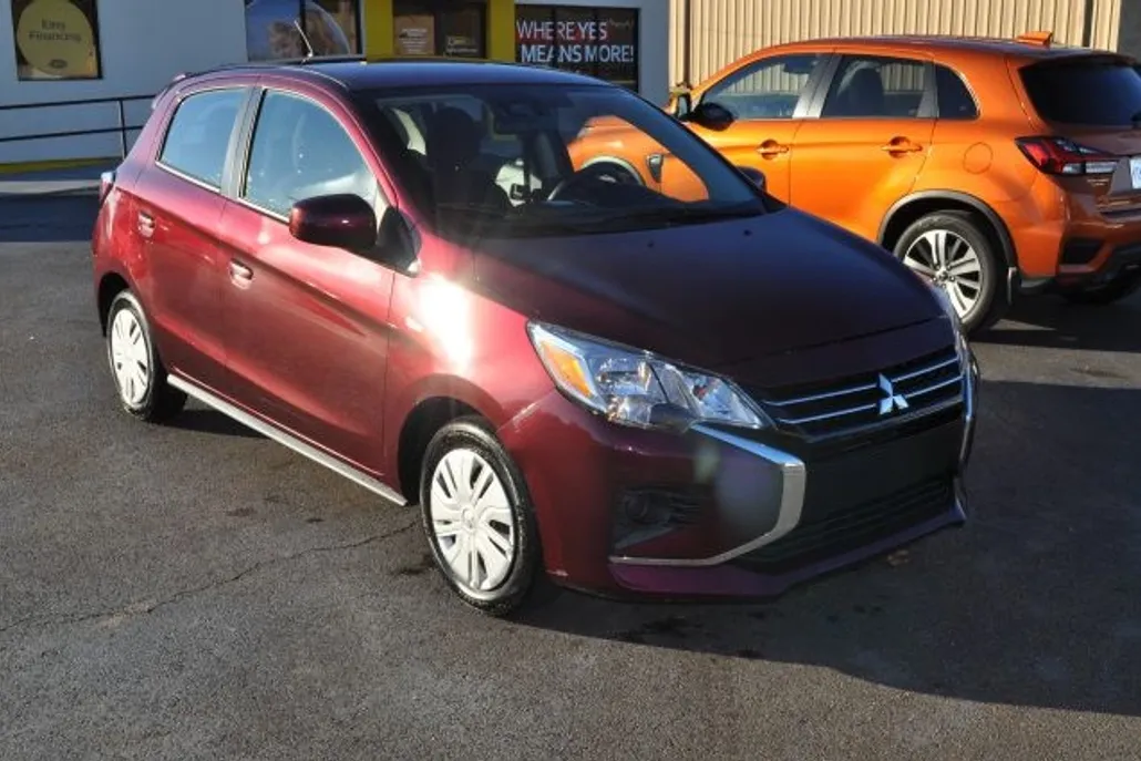 2023 Mitsubishi Mirage ES photo 1